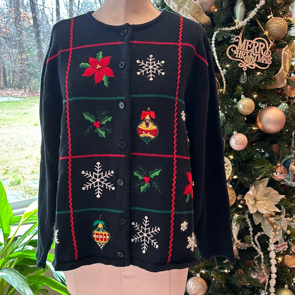 Vintage Christmas Sweater Black
Crystal Kobe Sz XL Snowflake Ornament